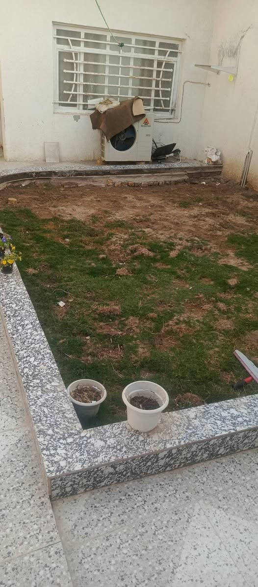 بيت للبيع زراعي سند 25 طابقين مساحه (260) عنوان زراعي النفط قرب اسواق ماركه جكليته اتصل ***********

