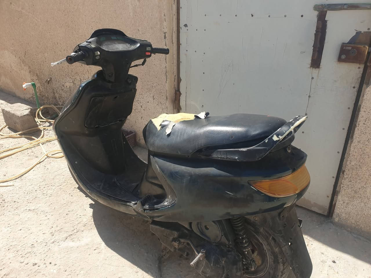فراشه للبيع محتاجه بس ضفيره الدراجه طافيه 200 البصره القرنه


**إذا كنت صاحب هذا الإعلان وتريد حذفه لأي سبب، رجاءا أرسل رسالة إلى الدعم الفني**