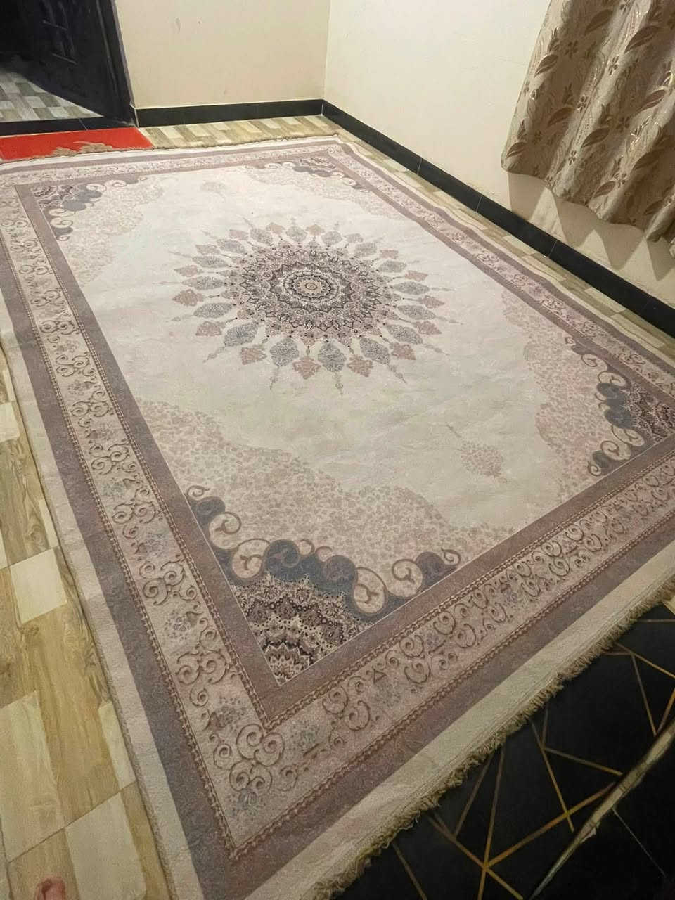 طبلات ثلاثي أريدهم ب٣٥ نظيفات وزوليه قياس ٣/٥٠٠في ٢/٢٥٠٠
نظيفه لوّن اوفايت تريدها ب٥٠ شراي يراسل مكان تنومة


**إذا كنت صاحب هذا الإعلان وتريد حذفه لأي سبب، رجاءا أرسل رسالة إلى الدعم الفني**