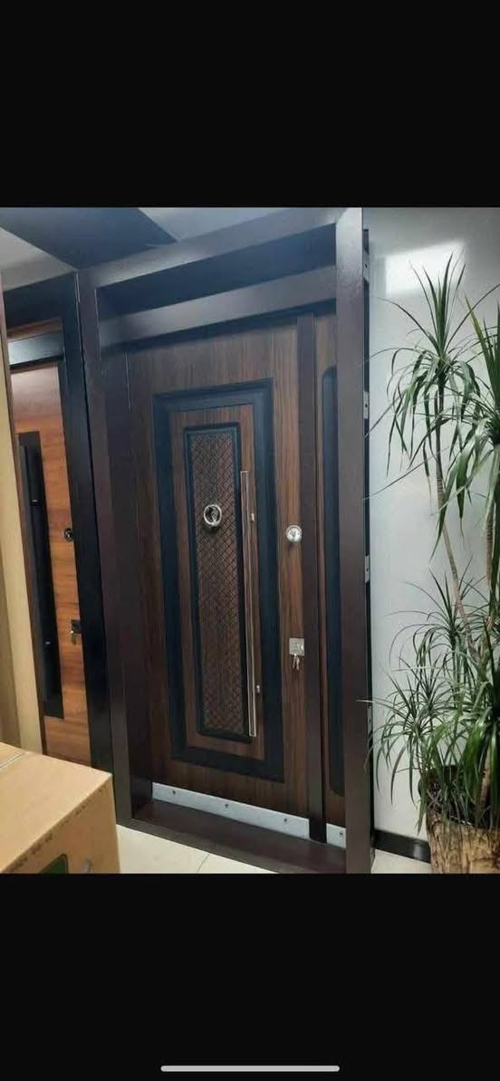 ابواب قاصة تركية 🇹🇷

📌 مواصفات الباب:

🔒 الجرجوبة 1.5 مع الصبغ 2.0
🛠 صنع تركي مع ضمان الصنع
🚪 الباب تصفيح كامل حديد
🔗 الباب مزود بقفلين
🛡 إلكيلون كالي إيطالي بضمان 5 سنوات
🌟 الوجه خشب تركي

📐 قياسات القاصة:

✔️ ارتفاع 240 (عرض 100، 110، 120)
✔️ ارتفاع 260 (عرض 100، 110، 120، 125، 130)
✔️ ارتفاع 270 (عرض 100، 110، 120، 125، 130، 150)
✔️ ارتفاع 290 (عرض 100، 110، 120، 125، 130،  150)

📍 بغداد - المدائن-قرب الشروع
📞 ***********
📞 ***********
