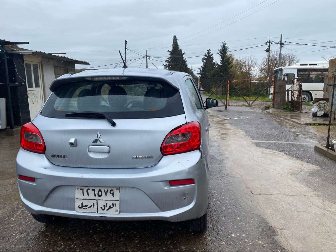 میراج مۆدیل ٢٠١٩ گیر تماتیک و چوار جام کارەبا و ئاوینە کارەبا و ABS و تراکشن و شاشە و کامیرا و سوکان فولیوم و تحدید سورعە سیارەکە بێ سبوغە دوو دەرگای لای سەکن بەبیلاد گۆرایە پێش و پشت کەپس پەرەشوت بەشەرت گیر و مکینە و تەبرید بەشەرت سەنەوی ٤ مانگ بەسەر چوە نرخی تەنها ٧٨ وەرەقە و کەمیک مجال شوین هەولیر *********** أربيل, العراق
