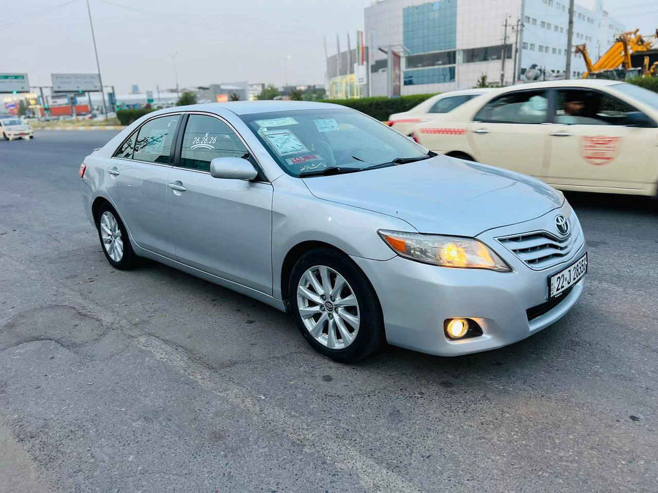 السلام عليكم كامري للبيع موديل 2010
رقم اربيل بأسمي شرط التحويل 
بيها صبغ 5 قطع 
السعر 100 ورقه
الاتصال على الرقم 
***********
