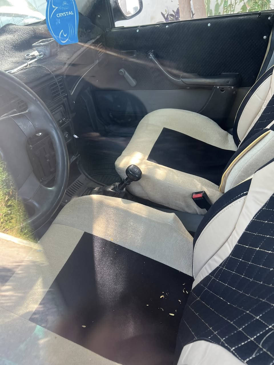 سلام عليكم كاديت موديل88  كير عادي كير ومحرك شرط دفتر بانزين بيها سنويه عضم عاج منتهيه 2023 السعر 22 الرقم ***********
