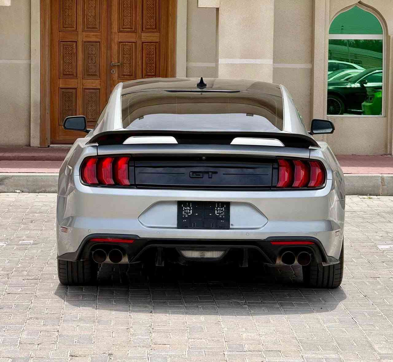 فورد موستنج GT
ثمان سلندر V8 5.0L
موديل 2021
جير اتوماتك 
مقاعد جلد + تشغيل بصمه 
مانع انزلاق + مدخل USB  
مثبت سرعة + مري كهربا 
 تسخين وتبريد مقاعد + دخول ذكي 
ممشى 55000 كم
جاهز للتسجيل مسرفس 
وارد امريكي 
مطلوب 74000 درهم
قابل لتفاوض الشارقة, الإمارات العربية المتحدة


**إذا كنت صاحب هذا الإعلان وتريد حذفه لأي سبب، رجاءا أرسل رسالة إلى الدعم الفني**