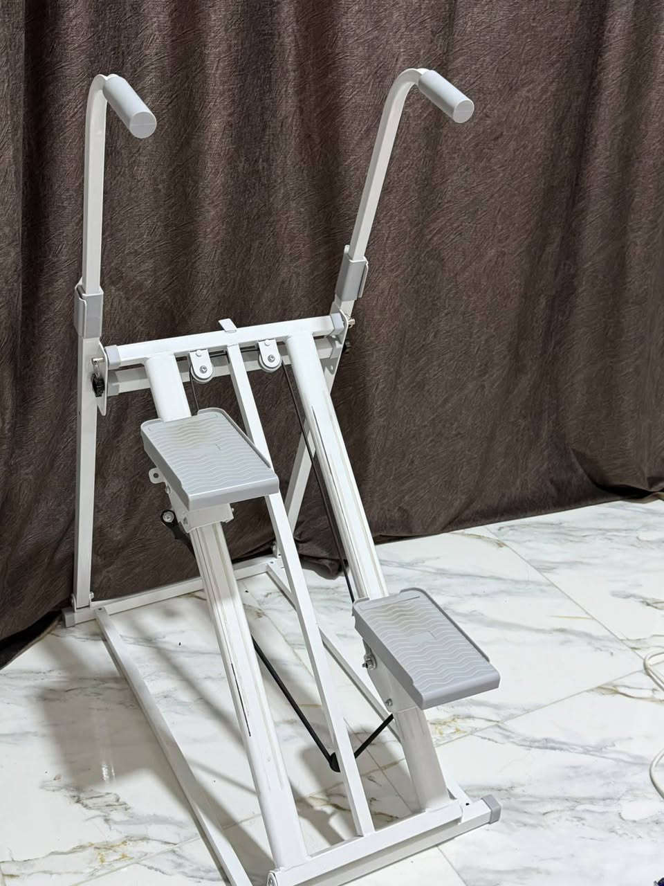 جهازين رياضة نظيفات نظيفات كلش للبيع توصيل ماعندي مكاني بغداد
***********
