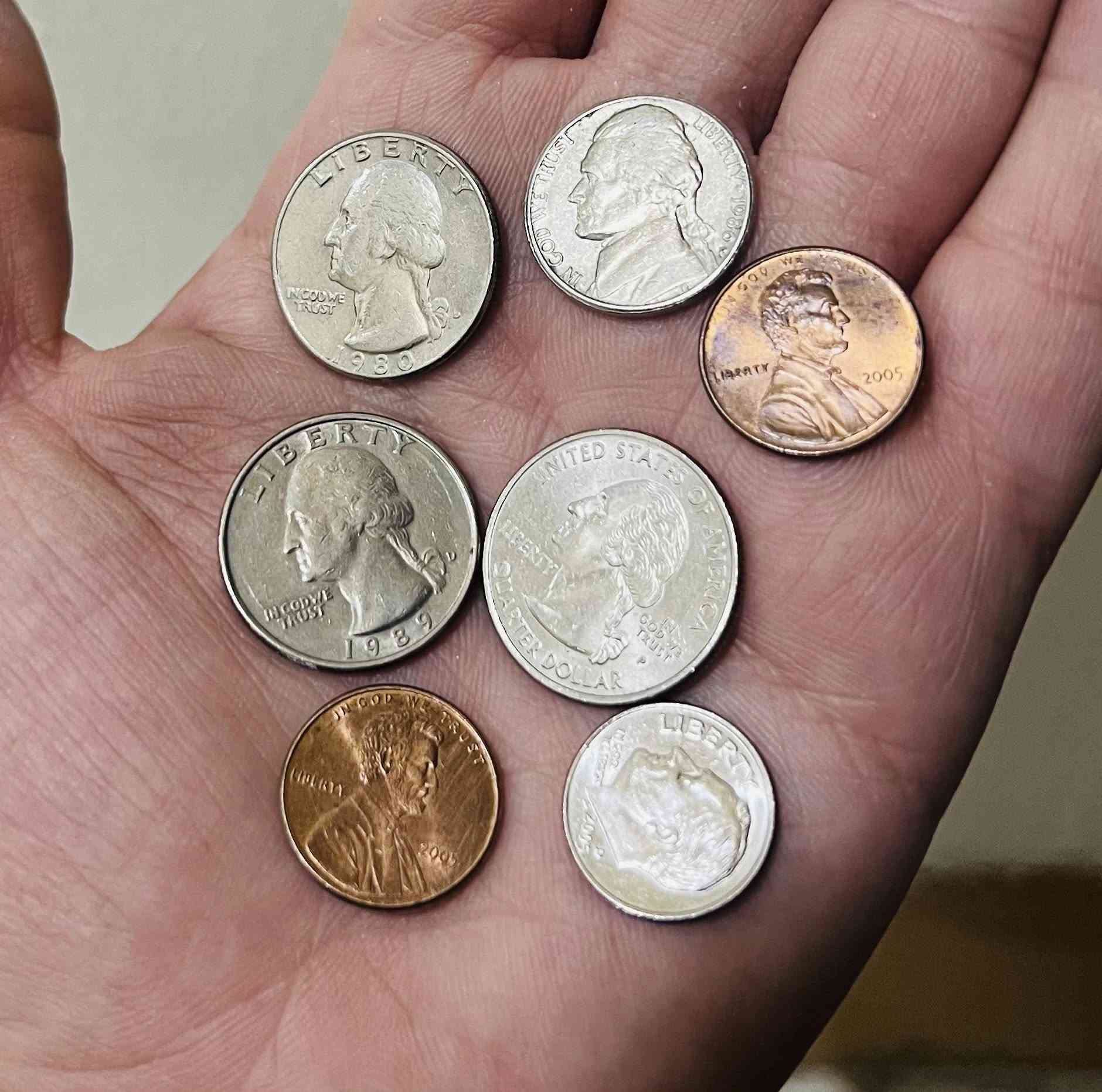 سلام عليكم .عندي هاي عملات المعدنية و نقدية للبيع  ..إلي يريد يكدر يتواصل
***********  واتساب و فايبر
