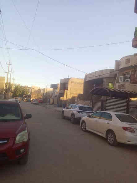 السلام عليكم ورحمة الله وبركاته بنايه للبيع المساحه 125م طابو صرف💯 شارع 15) كامله الخدمات ثلاث طوابق تحتوي على ست شقق موئجرات وارده 1600 )(مليون او ستميه) الدوره الرواد قرب مدرسة ذات النطاقين وكلية الهادي السعر275 مليون قابل للتفاوض / للاستفسار الاتصال ع ***********☎️

الإحسان للعقارات
