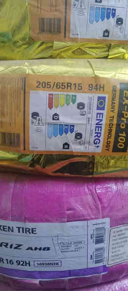 وصول جميع قياسات الأطارات واحجام البطاريات وبأسعار زاهدةً نبذة عن الأسعار اطار١٢ستوته السعر 29ألف فقط صناعه الهند أنتاج 25للأستفسار الأتصال على الرقم ***********
