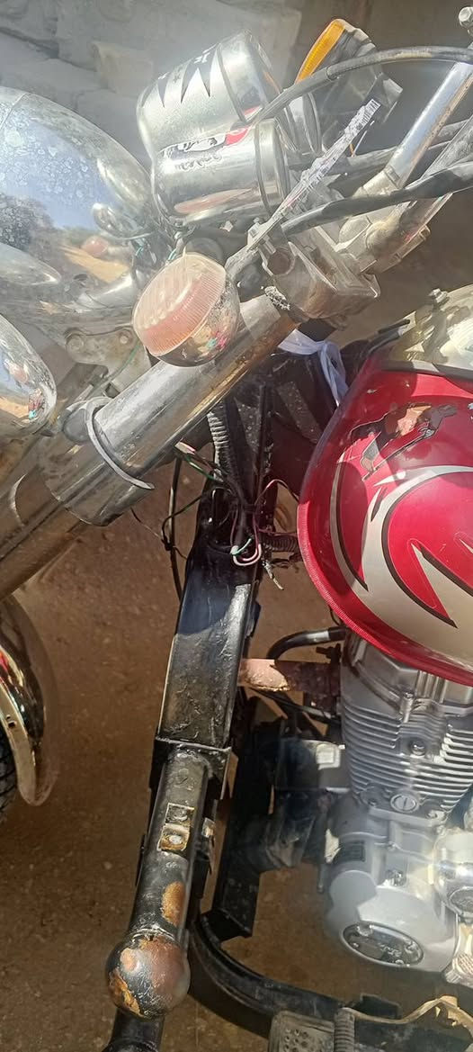 سلام عليكم أم تيار للبيع موديل 19وراق صولي محرك 23جديد شاصي مكفول ستوتا مال خبزه ونضيقه وشرط احله من صورهه
العنوان الديوانية ناحيه السدير  سعر مليون 450
 وبيها مجال لشراي
***********
