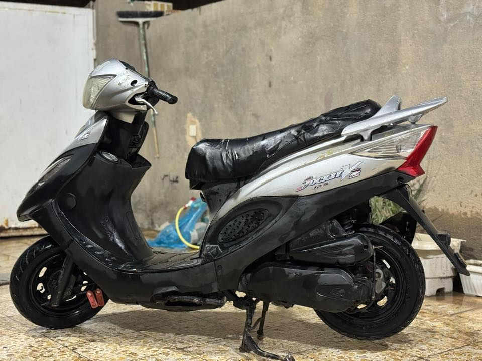 دراجة كامكوو 2011 مستعجل ع البيع
السعر 350
دراجة مأشره 
لتواصل واتساب او اتصال ***********
