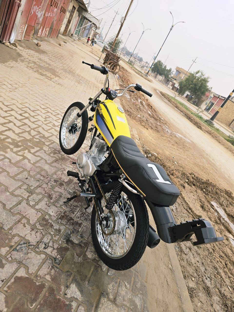 تعميره ٢٦  صارله ١٥ يوم من تعمرت دراجه من تاير لتاير كله اصلي شاصي ٢٣ نامه كلك سعر ٧٠٠  قفل قفل دوم لا تعاملني مكاني ديوانيه سدير ***********
