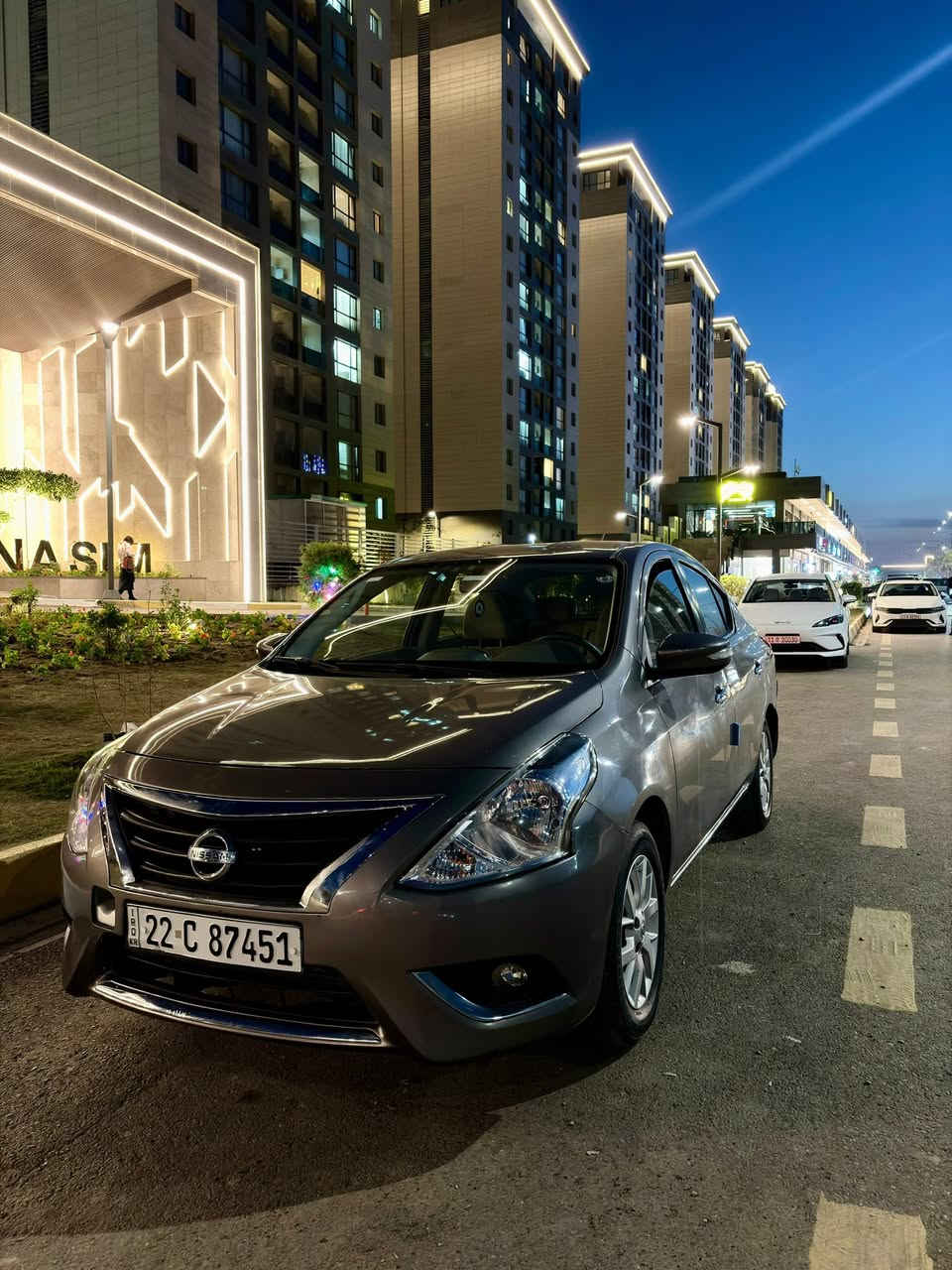 سلام عليكم سني موديل 23 
ماشيه 100 مكفوله من صبغ وتبديل والبارد 
سياره جاهزه على اخر حبايه مابيها نقص برغي
سياره 4 جام كهرباء 
قطعتين تبريد 
شاشه بلاديه 
مكان السياره بغداد حي الجهاد 
السونار موضح بصور 
السعر 113 وبيها مجال بسيط 
للاستفسار ***********
واتساب ***********
