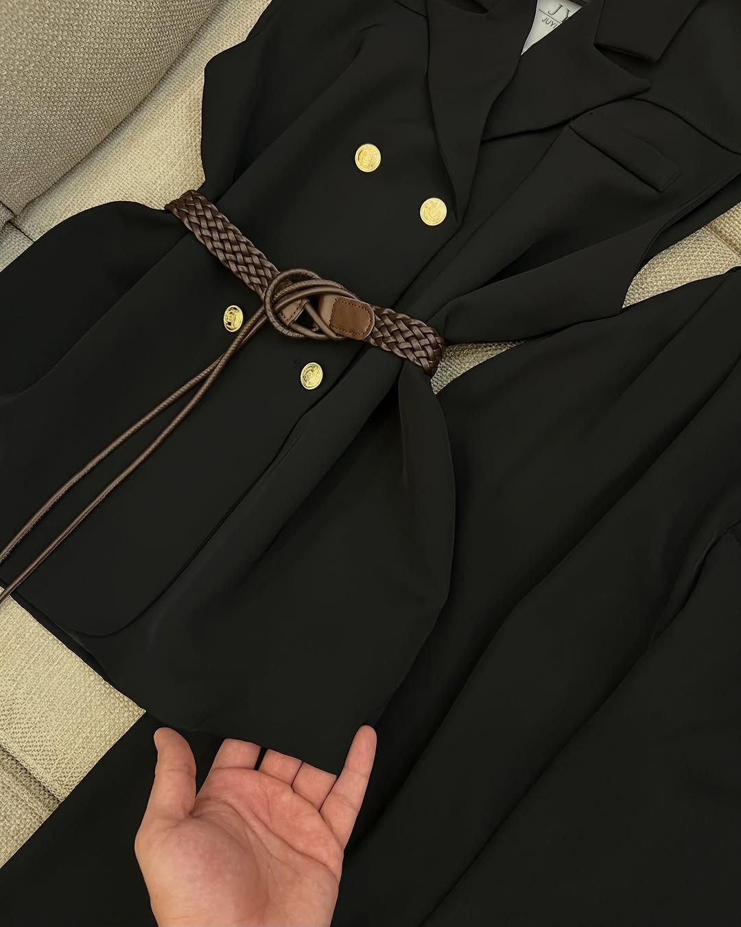 توفر الطقم الترند😍
الخامه برادا بارده ومتحتاج كوي😍
متوفر بقياسات
m-l-xl-xxl يلبس من 38 الى 46
طول اليلك 75 سم يغطي الورك
الكيلوت طول 110
طريقه الحجز
ارسال صوره للموديل مع العنوان ورقم
رساله على الخاص ✉️💌
او على الواتساب ☎️
***********
***********
متوفر دفع عن طريق زين كاش 💵 
العنوان 📍
الفرع الاول:بغداد المنصور شارع الاميرات عماره الكوخ الجديد داخل القيصريه محل ما قبل الاخير على اليسار
الفرع الثاني:بغداد زيونه شارع الربيعي عماره الموج التجاري قرب جدار سنتر محل الاخير على اليسار⁩
