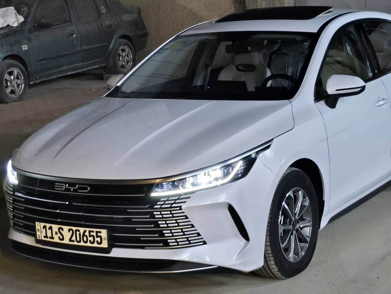 السلام عليكم
للبيع دستروير اخت الزيرو مشيها كدامكم فول مواصفات ام الفتحة كفالة عامة من كلشي وياها شاحنة اصلية بدون ايرث ام التحكم ومسويلها زرع لد السيارة ع وضع الشركة وحتة دهن بعد ممبدل مكاني البلديات 

السعر قفل 21.500.000
للتواصل ***********

عنواني البلديات
