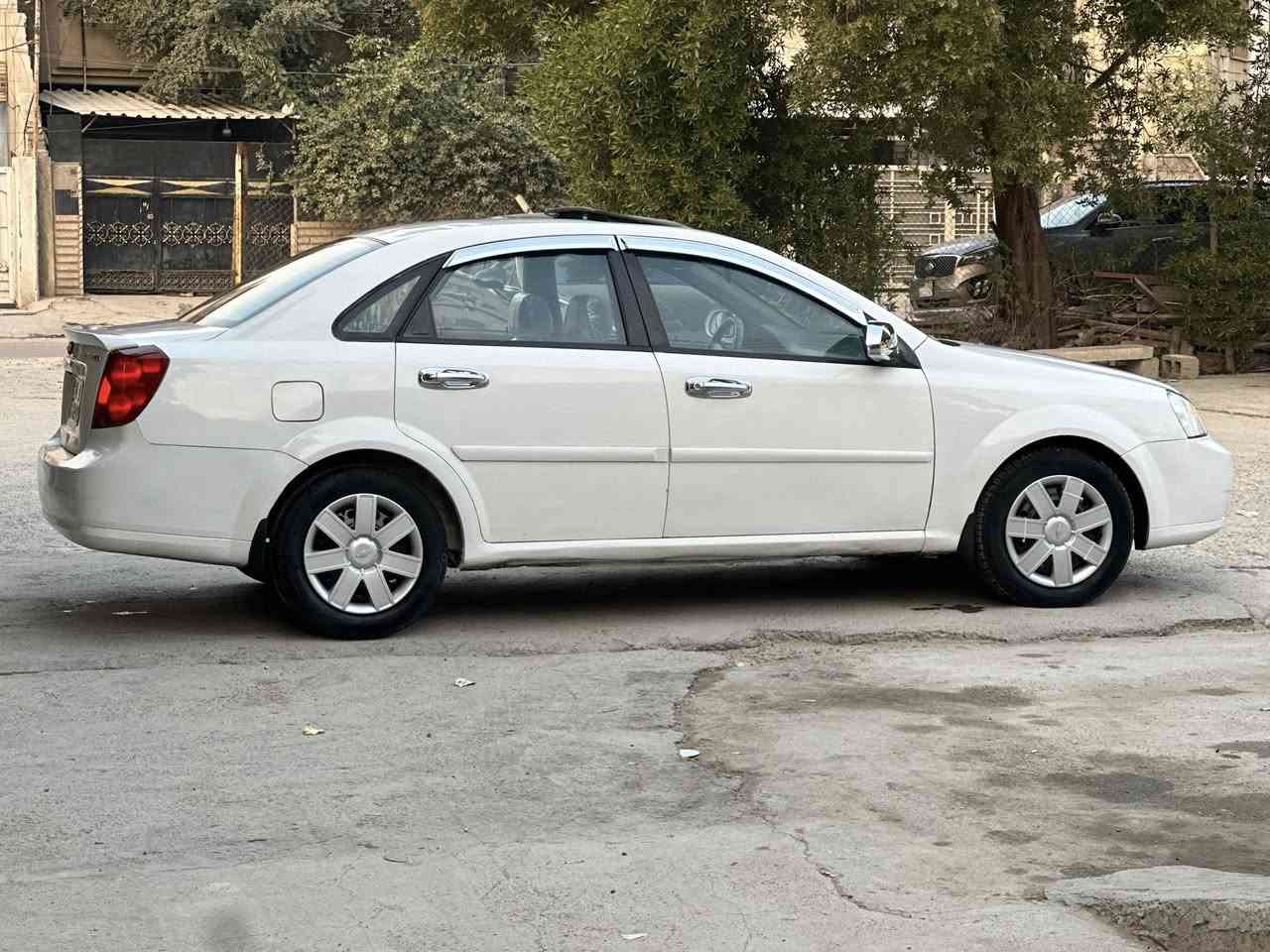 سلام عليكم ***********
سعر ٦٥$ مجال قليل شهداء السيديه
اوبترا فورنزا ٢٠٠٧ رقم بغداد وهزه جديده محرك ٢٠٠٠ كير مكينه صدر مكفولات فتحت سقف شغاله شاشه كامره سياره مصروف عليها حادثها جاملغ امامي وبيها قطع صبغ للجماليه
