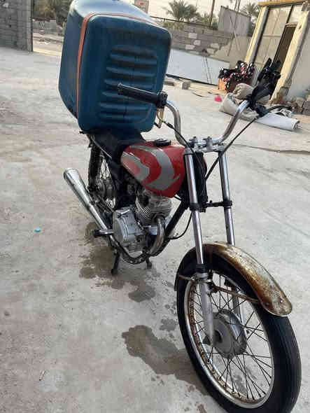 السلام وعليكم دراجه نامه للبيع نضيفه لا تبخير ولا تنقيص وين ما يعجبك دك هندر وطلع ادوات ومكفوله من البوكه مكينه مفتوحه مرا وحده شلعه تخبل العنوان البصره ابو الخصيب السعر ٣٠٠ وبيها مجال الرقم ***********
