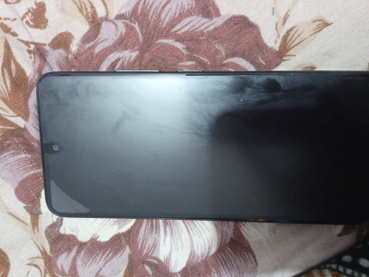 ريدمي نوت 12 صارلي شهر من ماخذه بس محتاج وريد ابيعه. برغي ما مفتوح بي.  السعر
275 
مكاني بغداد زعفرانيه 
***********
