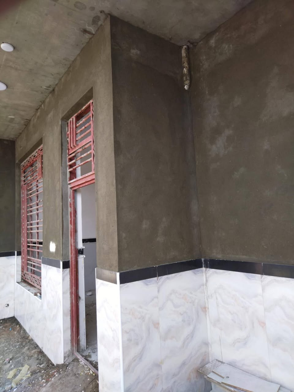 خلفه لبخ وبياظ وجص متفرغ حاليا شغل درجة أولى الاتصال ***********
