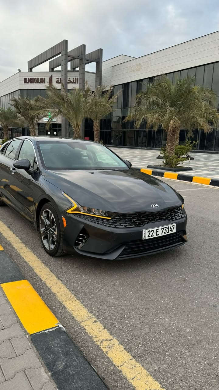 السلام عليكم للبيع
KIA (K5-LX5 2021) وارد أمريكي 

رقم بغداد 

مواصفات 

بصمة أبواب + تشغيل 

تشغيل عن بعد 

شاشة ابل كار بلي + كامرة خلفية 

أربع وضعيات قيادة 

قيادة ذاتية 

تحديد مسار 

مانع تصادم 

سايد بريك بصمة

تبريد شاشة 

AUTO HOLD

رادار جانبي 

محرك 1.6TURBO🚀

ماشية 100 الف 

السياره حادثها  البنيد فقط 

وصور الحادث مرفقة بالمنشور  

السيارة جديدة جداً  احلى من الصور جاهزة من كل شيء 

السعر170 وبيها مجال 

العنوان نجف  

للأستفسار الأتصال على الرقم ***********
