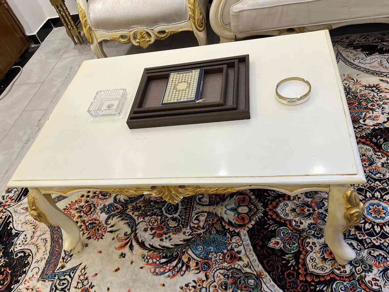 سلام عليكم عندي تخم للبيع وديوان 
تخم 10 مقاعد + طبله وسطيه 

ديوان 7 مقاعد بي ضرر واكع شمع عليه ورفقته با صور  اتغطي با مفرش تخم كلشي مبين مثل صور سعره جدا مناسب 

‭+964 770 535 3998‬


**إذا كنت صاحب هذا الإعلان وتريد حذفه لأي سبب، رجاءا أرسل رسالة إلى الدعم الفني**