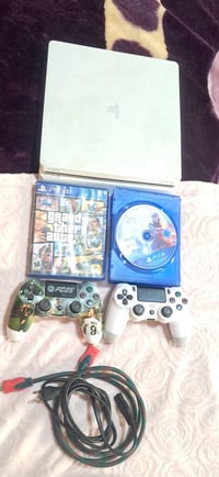 بلي فور سلم باندا 500 تيره قابل للتهكير  نضيف جداً مع كامل ملحقاته  جو...