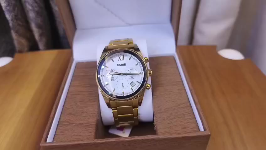 الوكالة وجماله سكيمي اصلي وكاله شرط المكينه ياباني جامة زفير ضد الخدوش تعمل بنظام كوارتز ساعة كرونوغراف بيه ضمان سنه وزن ثقيل كوالتي عالي


**إذا كنت صاحب هذا الإعلان وتريد حذفه لأي سبب، رجاءا أرسل رسالة إلى الدعم الفني**