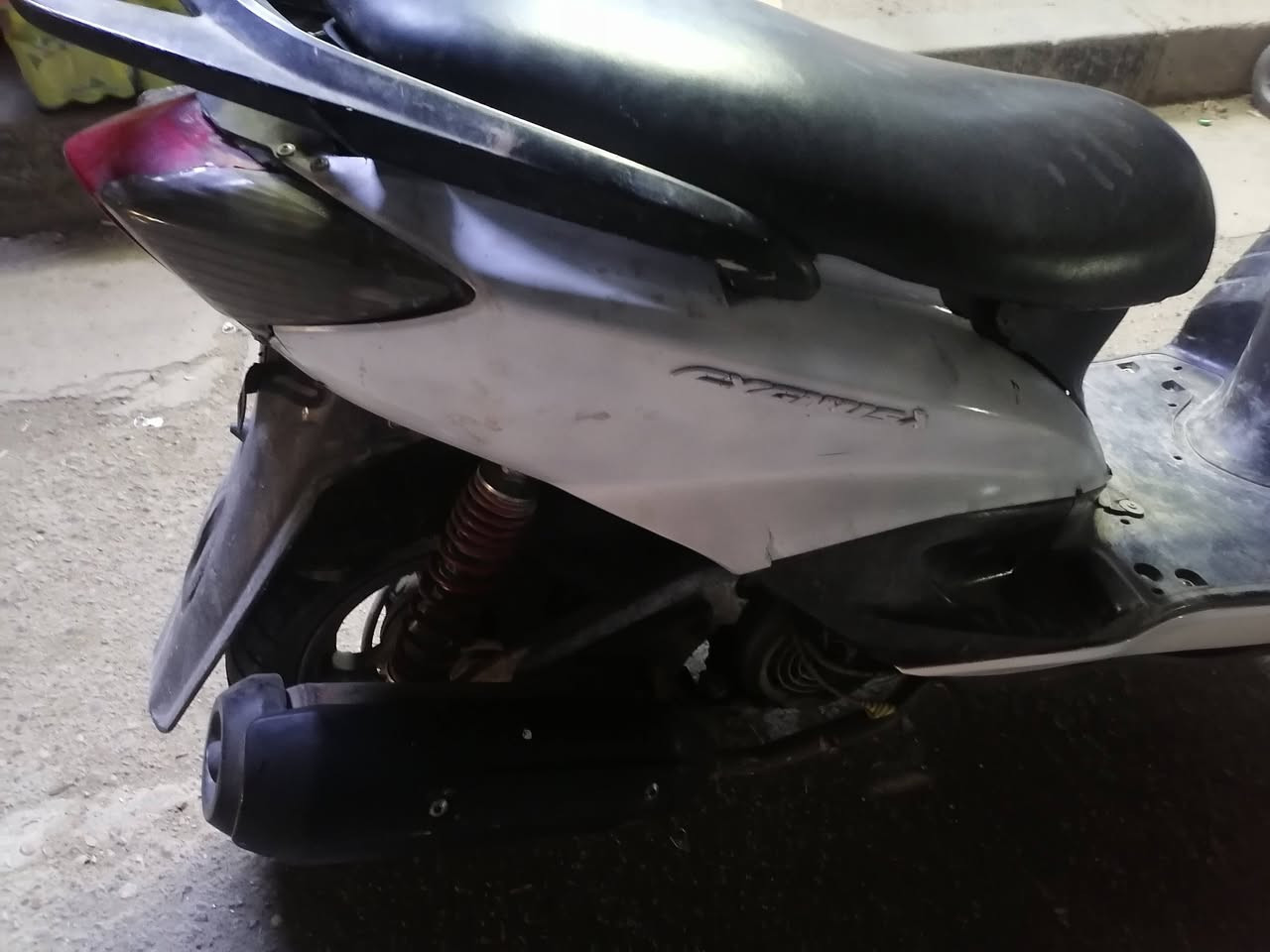 دراجه سكنس نكره سلف وهندر لايت امامي شغال اشارات شغاله تحتاج شلعه ومعدل لاتبخير ولاتنقيص
السعر ٢٥٠
***********
