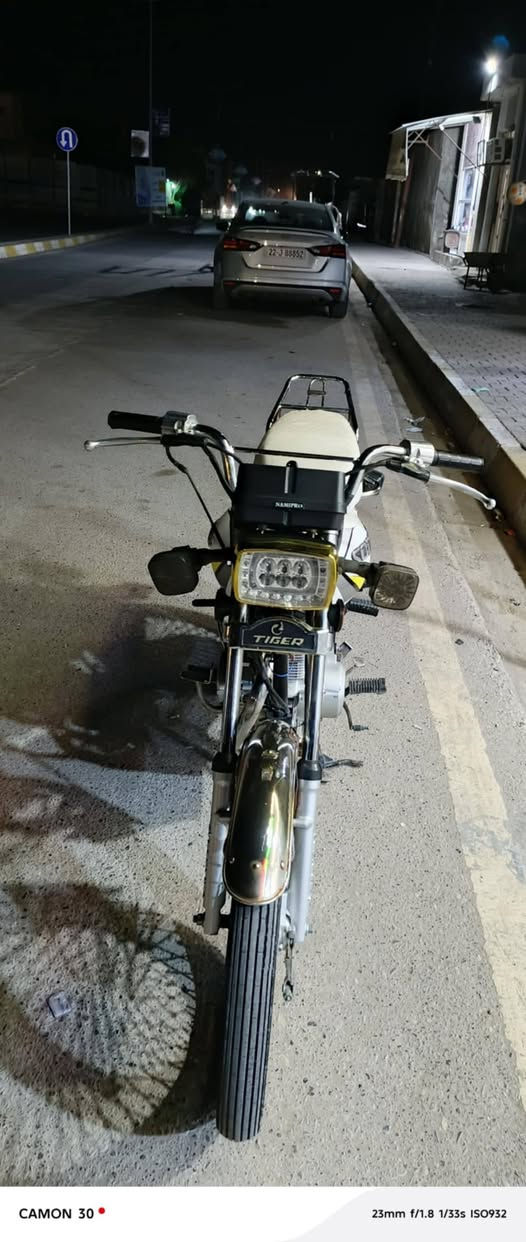 ماطور سونك موديل 22 نضيف السعر 500 رقم ***********
