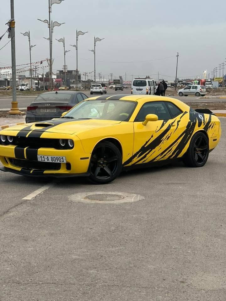 جالنجر 2013 sxt 3600
تغيير لون من اسود الى ليموني 🍋
بجم محدث بلكامل موديل 2020
كشنات جلد اصفر + قمارة كنتارة + كرسي كهرباء
رقم مميز 
كير ومحرك مكفولات
شاشة وكامرة
تحكمات ستيرن وشفتات ومثبت سرعة
منضومة زنون 
تايرات تو سايز 
ويلات 20 نجمة 
تبريد قطعتين
كزوزات وبرمجة بك فاير
والسونار مرفق بلمنشور

***********
السعر …105ورقة وبيهه مجال قليل كربلاء, العراق
