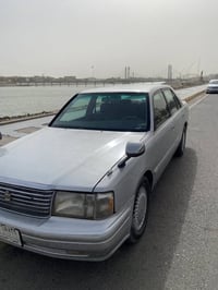 تويوتا كراون • ١٩٩٨ • ناصرية