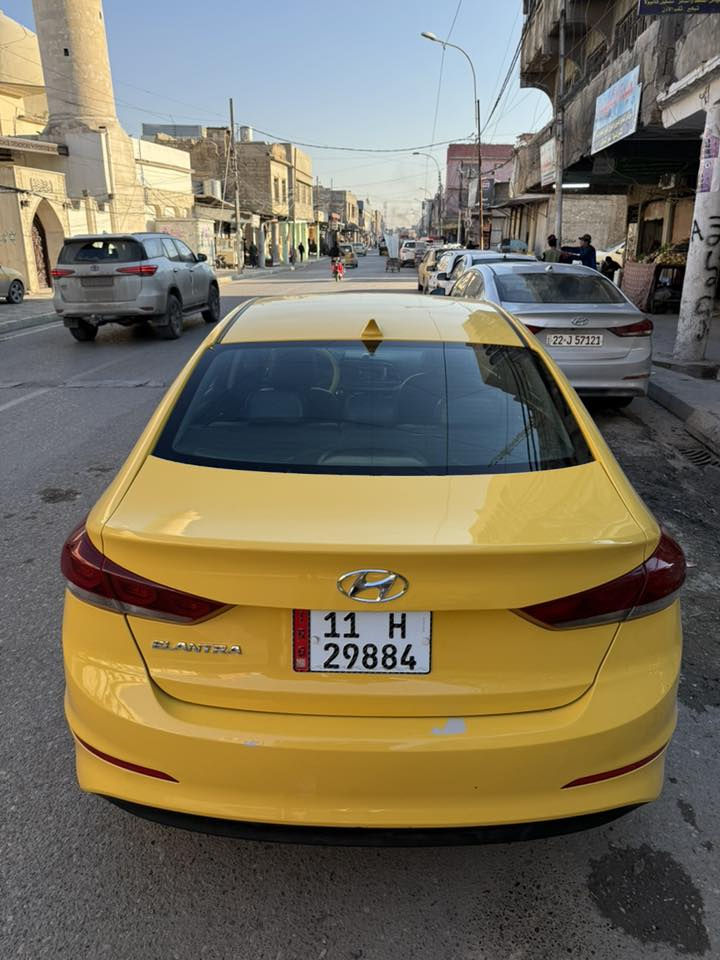 السلام عليكم انتره للبيع رقم بغداد سياره بسمي 
ضرره بونيد بدون دواخل تلقيطات بسيطه بيها
فول بدون فتحه سقف موديل 2017
السعر 135عنوان موصل شارع الفاروق
***********
***********
