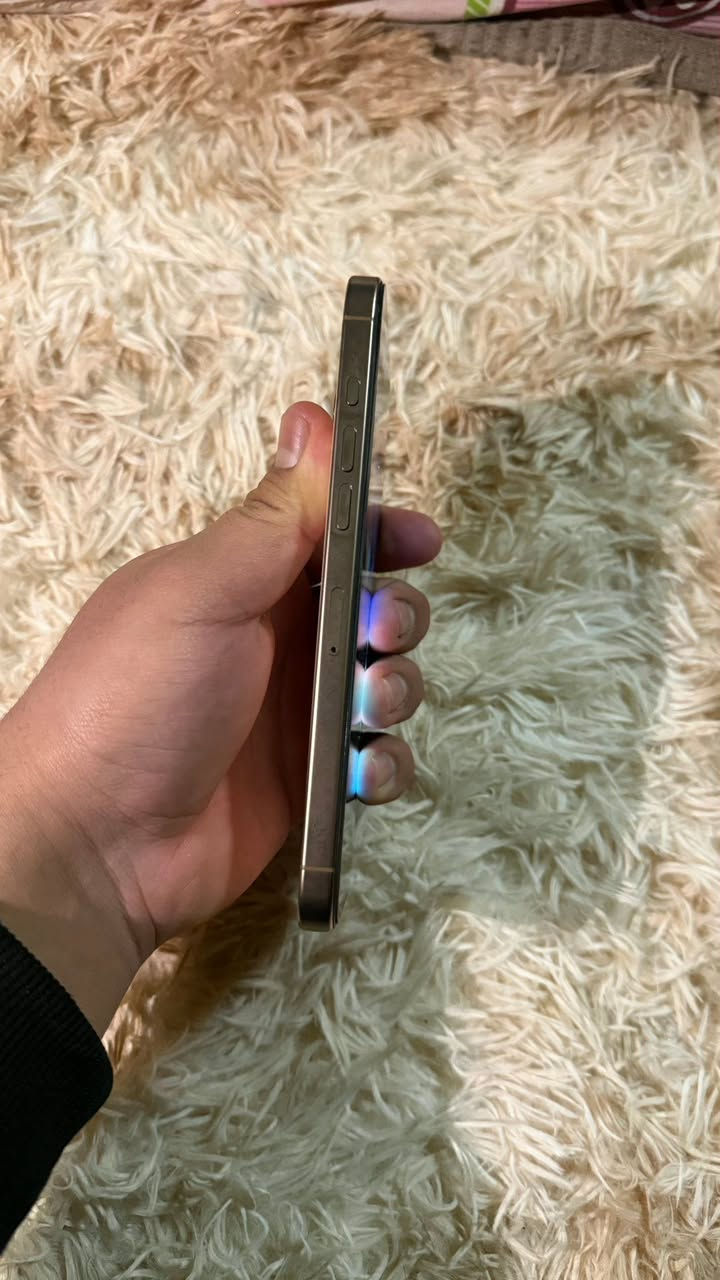 للبيع ايفون 16 Pro max برو ماكس ذاكرة 256 بطارية  95 دورات الشحن 291 جهاز نضيف لووك مفتوح مبدل فقط شاشة اصليه وكالة سعر الجهاز 890 الف وبي مجال بسيط


**إذا كنت صاحب هذا الإعلان وتريد حذفه لأي سبب، رجاءا أرسل رسالة إلى الدعم الفني**