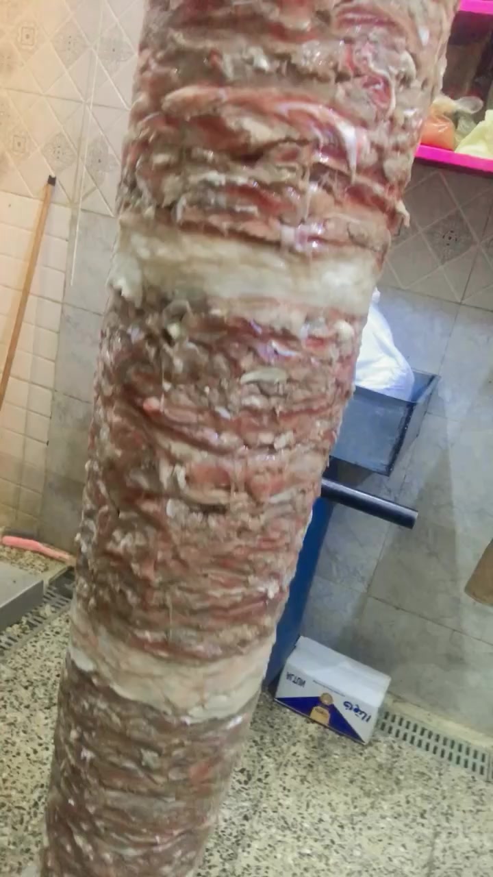 سلام عليكم من رخصه الادمن خلفه كص كامل متفرغ للعمل بغداد محافظات بغداد يرحم والديكم اصحاب المطعم يكون ذو اخلاق واحترام ونظام العمل مرتب سكن مرتب  وتساب  موجود 
***********
