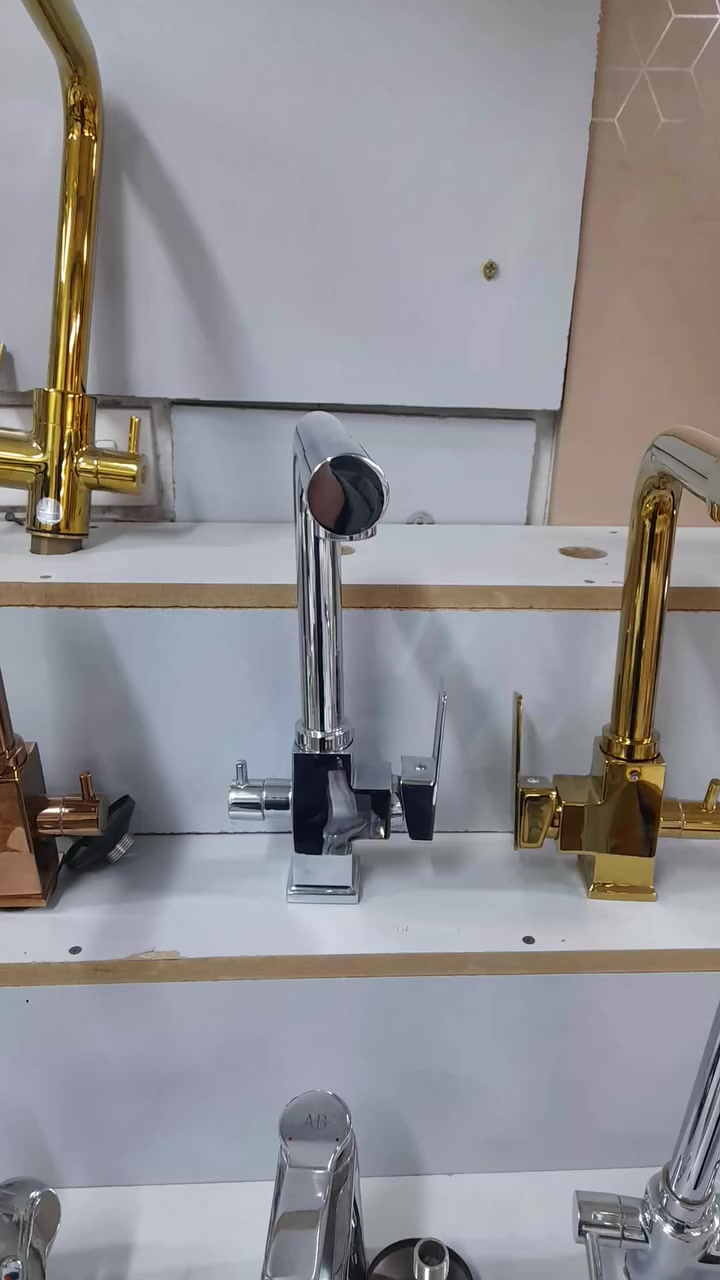 40 الف دينار فقط

خلاط سنك مرمر ثلاث خطوط
العنوان بغداد الشعلة الشارع العام 
محلات الحجي للإستفسار

*********** للتواصل
