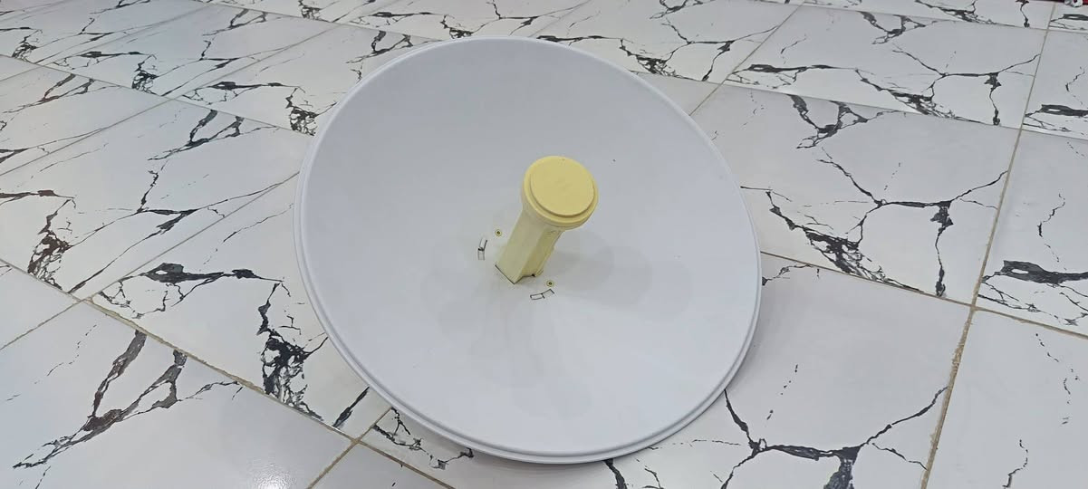 راوتر + صحن + وايرات الراوتر
السعر 75


**إذا كنت صاحب هذا الإعلان وتريد حذفه لأي سبب، رجاءا أرسل رسالة إلى الدعم الفني**