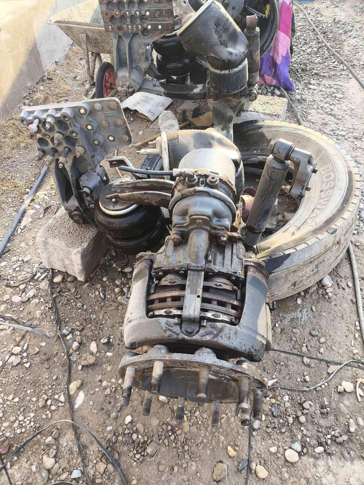 سنكل للبيع موديل 17 جديد كامل/4 جوبلسات بلادي دبلات دسكات كله جديد مال كصه السعر 11$ 
كنديسرات بلادي جوبلسات بلادي كله جديد موجود بكركوك ***********
