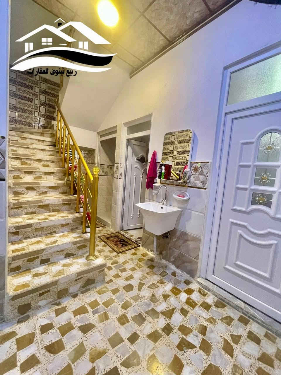 دار للبيع _حي الملايين الأولى خلف الكمرك /جمعية الرياضيين
📏 المساحة: 200م – الواجهة: 10م / حديث البناء 

الطابق الأول: استقبال – هول – مطبخ – غرفتين نوم – صحيات داخلية وخارجية

الطابق الثاني: هول – غرفتين نوم – صحيات

📞 للاستفسار:

*********** – *********** – *********** – ***********

✨ مكتب #ربيع_نينوى_للعقارات 

بعد تقاطع العريان _ مقابل الكمرك _ مجاور تيم مارت
