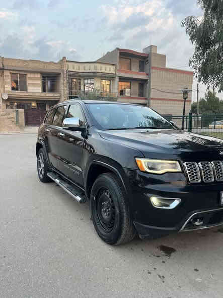 السلام عليكم 

للبيع جيب كراند شيروكي لمتد فئة S

موديل 2017 وارد امريكي , 8 سلندر 5.7

رقم بغداد بأسمي تحويل مباشر 
فووول مواصفات 1/1
* بصمة ، دخول ذكي ، تشغيل عن بعد .
* شاشة كبيرة تدعم كاربلاي .
* كشنات جلد ، كهرباء ، خزن ، تدفئة امامي و خلفي .
* فتحة سقف .
* صندوق كهرباء .
* حساس خلفي ، كاميرا خلفية ، توقف ذاتي .
* شفتات ستيرن ، كروس سرعة .
* دفع رباعي ، 5 وضعيات قيادة .
* جكات هايدروليك (جوبلس) .
* منظومة زينون كاملة .
* اشاير بالمري ، مري قلاب ، تعتيم ، نقطة عمياء ، هيتر .
* اوتو ستارت ستوب .
* تبريد قطعتين .
* هوكات سحب امامي خلفي .
* تحكم غاز أو بنزين
* وباقي المواصفات المعروفه

ماشية (104455) الف ميل
حادثها … موضح بلصور
السعر 200 ورقة و بيهة مجال

بغداد ، الدوره
***********
أو 
***********
