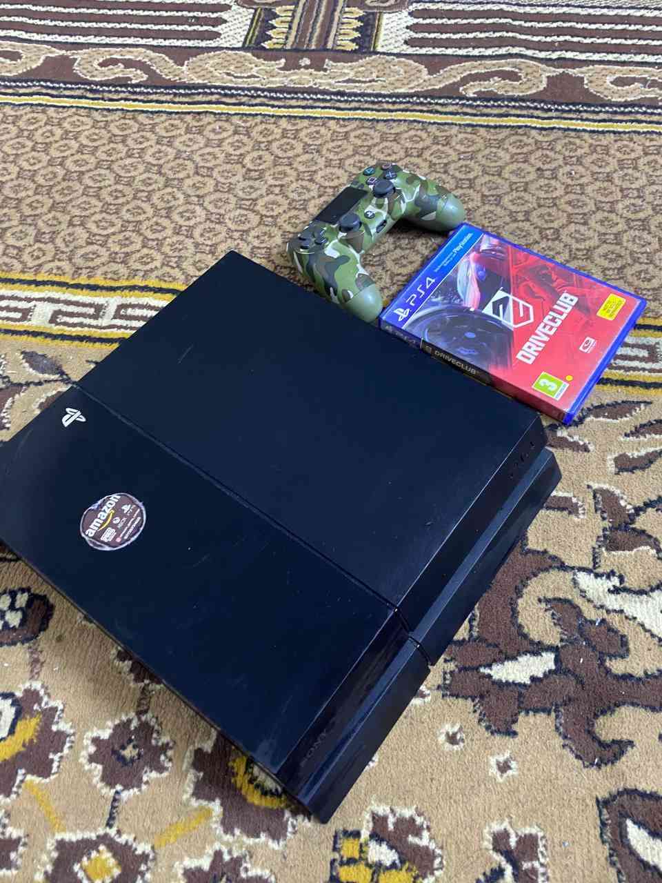 ذاكره 1 تيرا
نظام 12 قابل للتهكير
اون لاين 
نضيف جدا الجهاز غير داخل صيانه أو تصليح يعني بعده بل باكيت شركه 
جوستك واحد وملحقاته 
ويا العاب ثنين 
وحده سيارات وثانيه GT5 
مكاني بغداد حي جهاد 
سعر 200 وبي مجال 
متوفر توصيل الكافه مناطق بغداد 
***********
