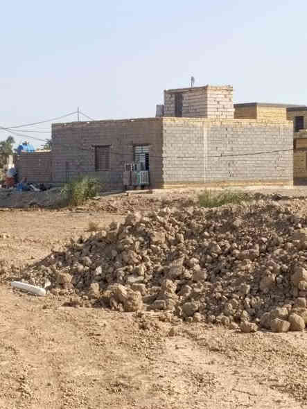 السلام عليكم
توجد ارض زراعي ٥٠٠م من ضمن الأرض بيت مساحته ١٨٠م

المكان: الشموع شارع عشرين بالنهاية
الاستفسار أكثر الأتصال
***********
***********
مكتب الأمين للعقار سوق الشيوخ حي العسكري مقابيل قاعة الإمام علي عليه السلام
