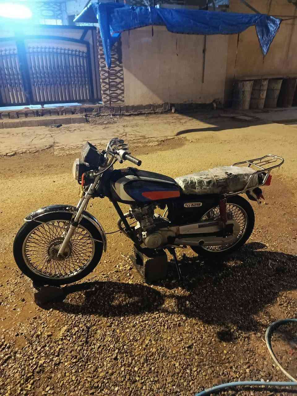 موديل 2020 دراجه حلوه
بدون اوراق لسعر 350 وبيها مجال مكاني الخالص 
***********
