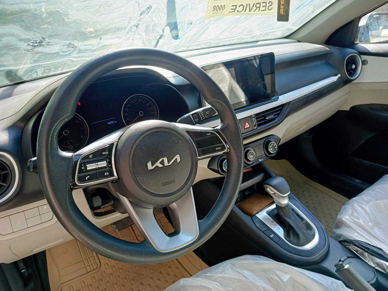 السلام عليكم.. سيراتو 2024 للبيع ابيض اللون رقم بغداد .. السيارة الحمد لله مكفوله من الدعاميه للدعاميه من كل شي كشر ومحرك وكير...تايرات جدد.. دواخل بيجي.. فتحه بالقمارة.. محرك ٢٠٠٠ .. مابيهه اي نقص باذن الله السيارة جديدة بمعنى الكلمه والف عافية على الي ياخذهه.. ماشيه ٤٦ الف قابل للزيادة.. السعر المطلوب ١٩٥ ورقه ... للاستفسار اكثر الاتصال بالرقم ***********.. انا مكلف بالنشر.. مع التقدير
