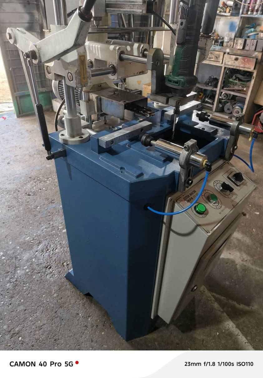 فريزه كيلون لل بيع المكان سليمانية يوجد توصيل لعد جميع محافظات العراق ***********
