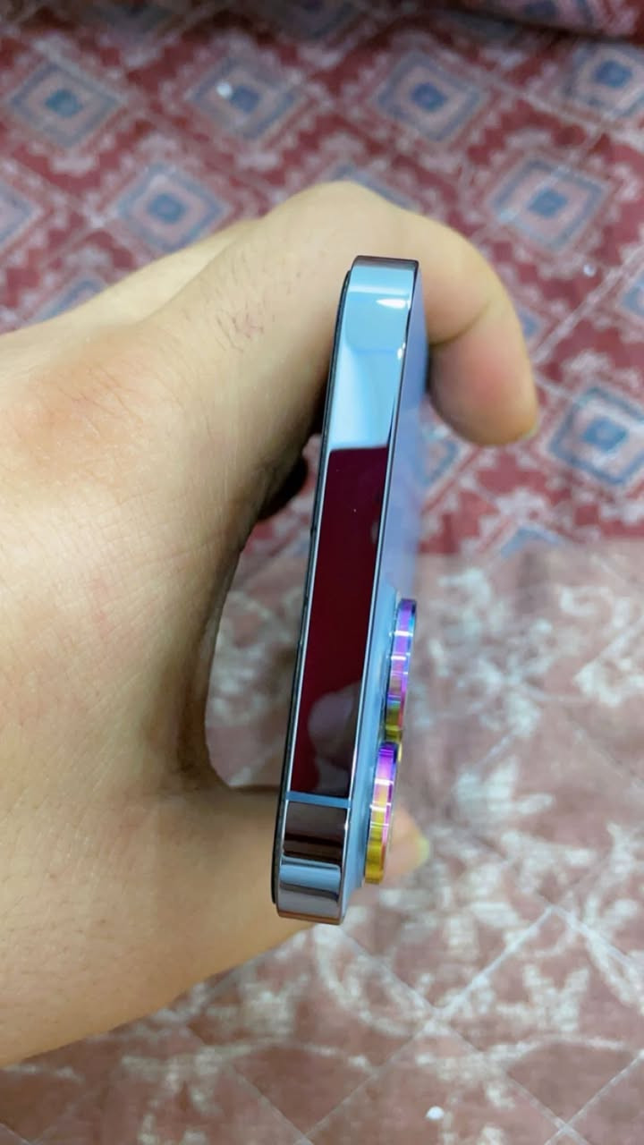 السلام عليكم
13 برو ماكس    512 ذاكرته 

بطاريته 88  وتر ممفتوح بلادي ملحقاته كارتونه نظافته 100 سعره 750 الف مكاني بغداد *********** واتس
