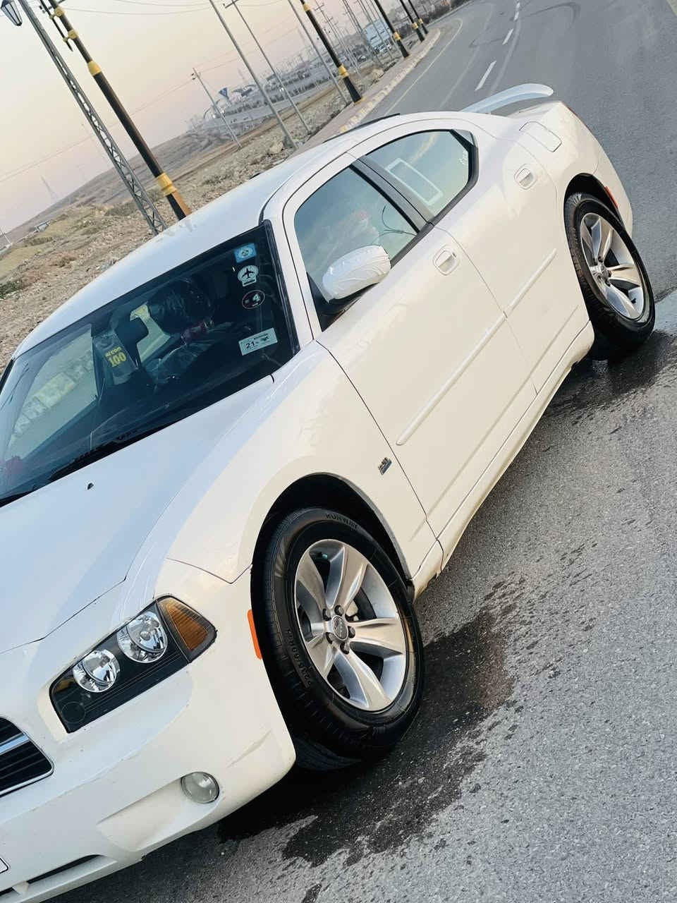 السلام عليكم 🧿
دوج جارجر مديل 2010 🧿
رقم نينوى انكليزي جديد+هزه جديده 🧿
سياره باسمي 🧿
كير ومكينه شرط 🧿
سياره جاهزه من كلشي 🧿
ظرر بوند وجاملغ بدل اصلي 🧿 
وسياره بل حقيقه احله من الواقع 🧿
السياره مو مل خط مل بيت🧿￼
استفسار اتصال عل خط 
***********5
***********
