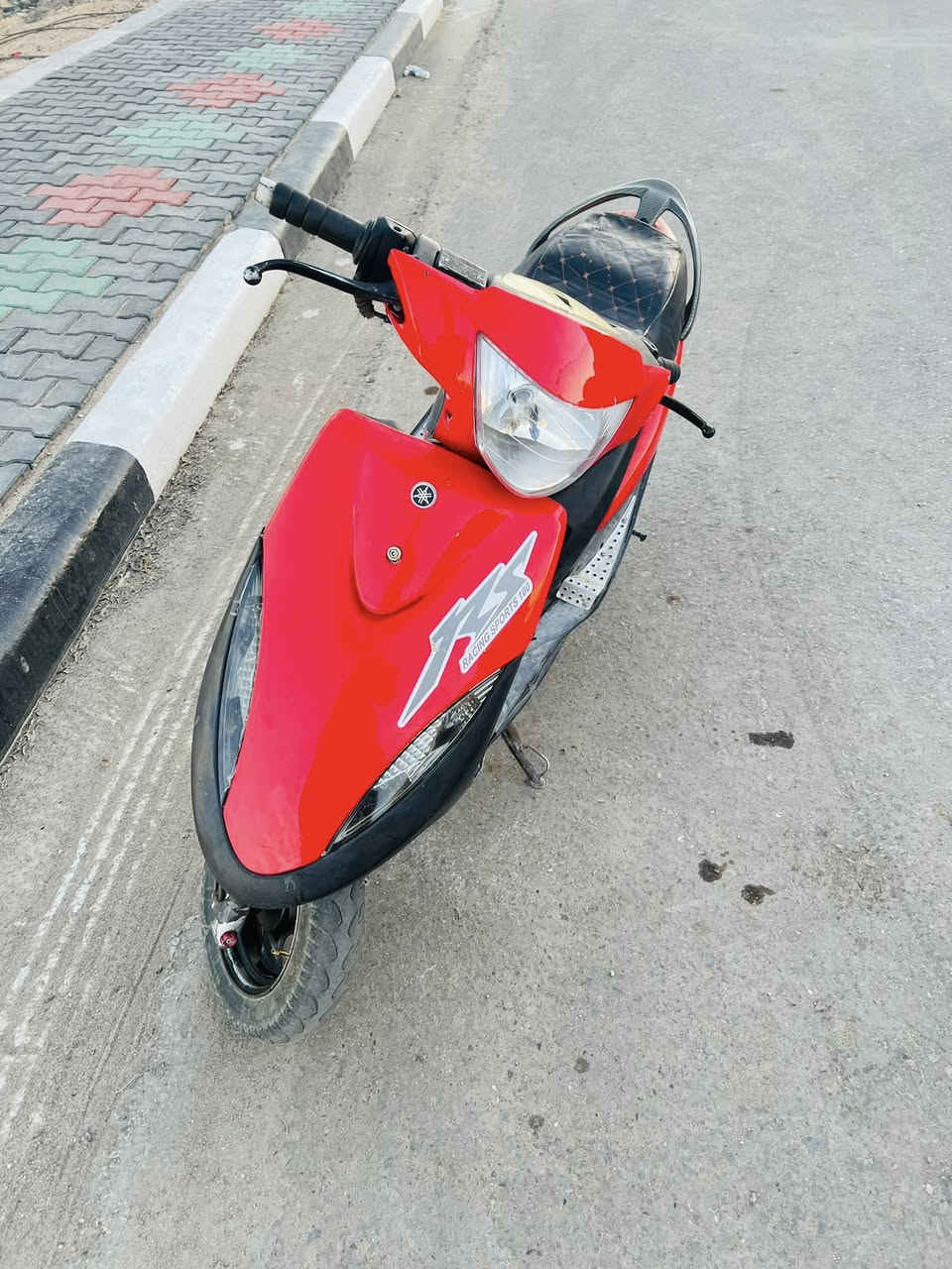 رجائا الي ما يعرف بالدراجات لا يجي ويكسر بسعرها
ماكس عدله للبيع سلف وهندر تشتغل مزوده جديد بوشه ٥٥ ومزوده كلجات رياضي wf بس كلجات ب٨٠ الف وكابريتر جديده رياضي  وصالنصه sc جديده ما صارلهن ١٥ يوم من زودتها  رايدها ب٦٥٠ بيها مجال قليل حك جيه دراجه مابيها اي نقص حلوه تخبل  شلعه معدل كلش راقيه

المكان كربلاء سيف سعد ***********
