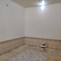 بيت للايجار حي الفداء شارع المدارس قرب المدرسة الصينية  مساحة البيت ١٠...