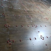 موجود خلفه سراميك وأحواض مرمر ودروج ويورسلين شغل درجه اولي ملتزم بي ال...