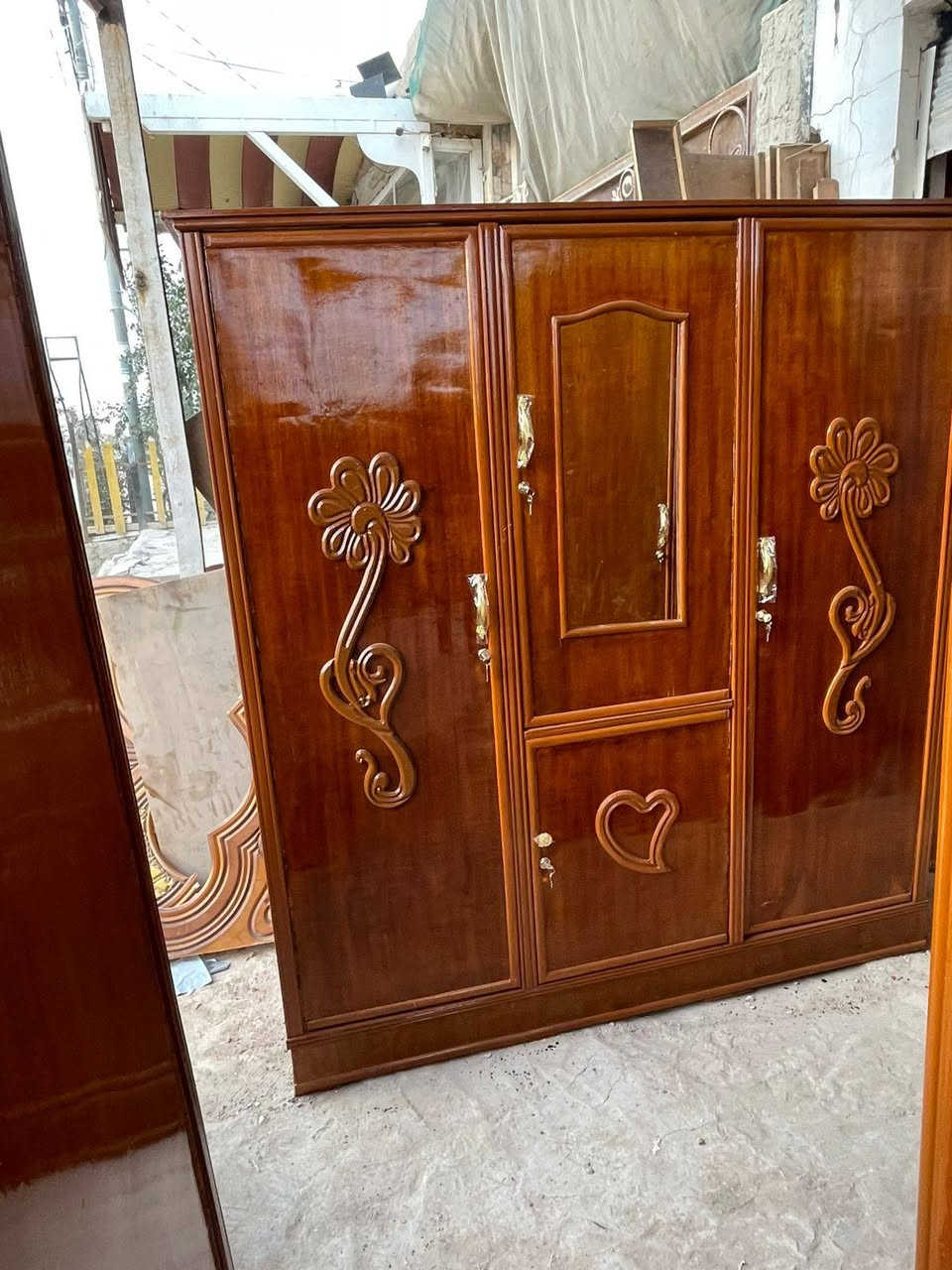 كنتور٣باب تزكام نظيف سعره ١٦٠ وبي مجال مكان نجف *********** المحمودية, بابل
