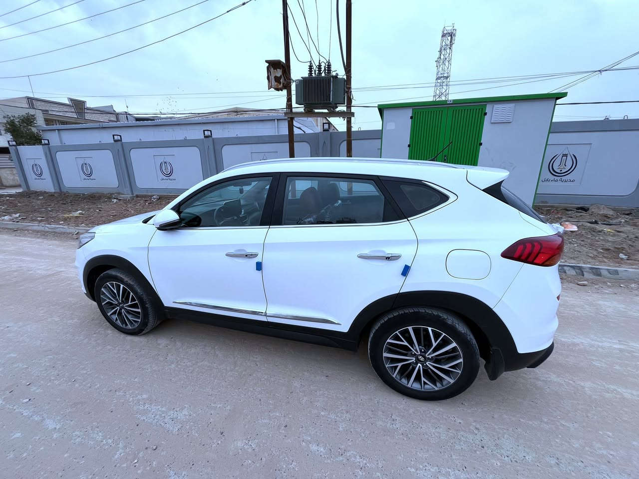 السلام عليكم من رخصه الادمن المحترم
توسان موديل 2019 خليجي رقم بغداد الجديد بأسمي

مكفوله كفاله عامه محرك والكير ايضاً بوضع الشركه 

كامل مواصفات ماعدا البنراما ماشيه 109 اصل

مواصفات السياره : بصمه + خمسة عدسات دواره 

جلد لونين + كراسي 2 كهرباء وصاج

شاشه كبيره اندرويد + كامره اماميه وخلفيه دواره 

حساسات امامي وخلفي ترحيب ونقطه بيضاء 

السعر : 200 ورقه

رقم الهاتف : ***********
***********

مكان السياره بابل شارع 60
